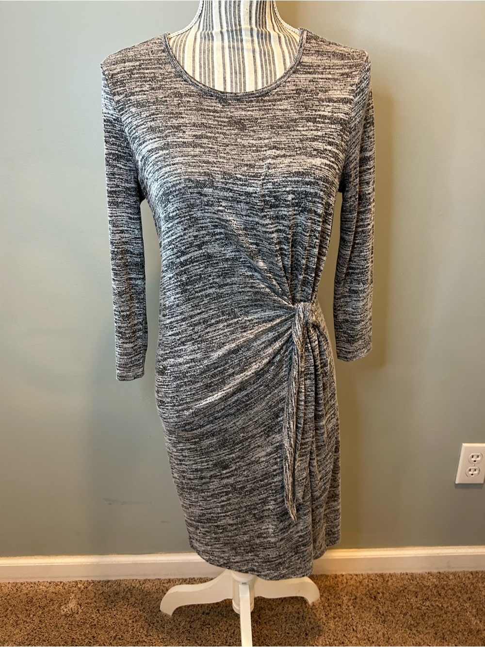 Gap Long Sleeve Tie Front Marled Gray & Black Dress Small